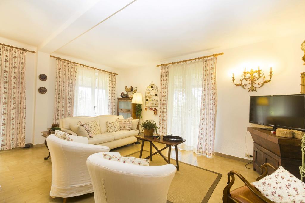 Villa Monserrato - Goelba بورتو أتْسورّو الغرفة الصورة