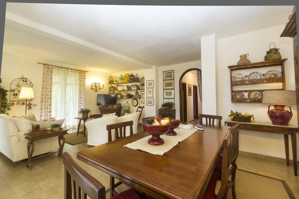 Villa Monserrato - Goelba بورتو أتْسورّو الغرفة الصورة